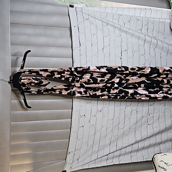 DVF for Target NWT Women’s Halter Leopard Jumpsuit Size XL - Picture 3 of 8